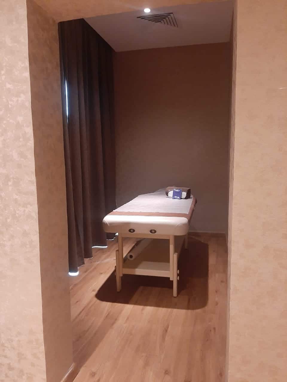 Relax, Rejuvenate, Renew: Your Guide to Body Massage in Jumeirah